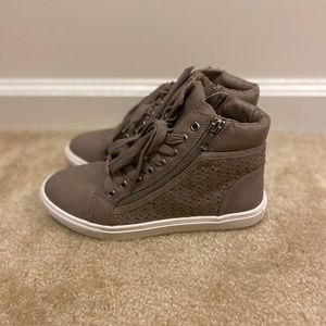 Steve Madden High Top Sneakers